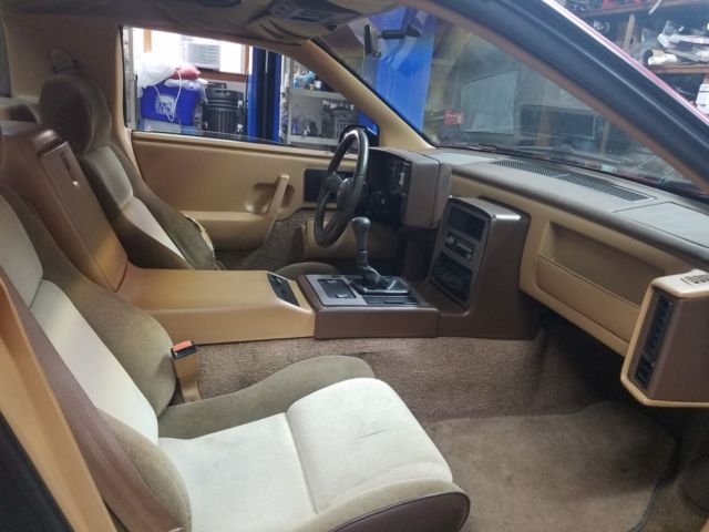 1985 Pontiac Fiero - photo 5