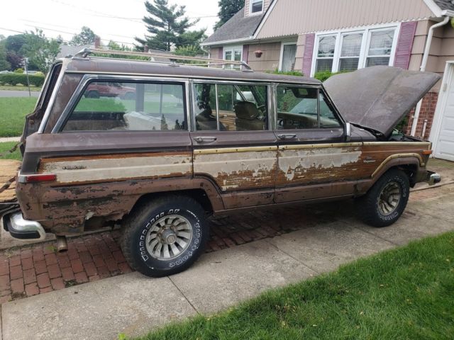 1985 Jeep Wagoneer - photo 8