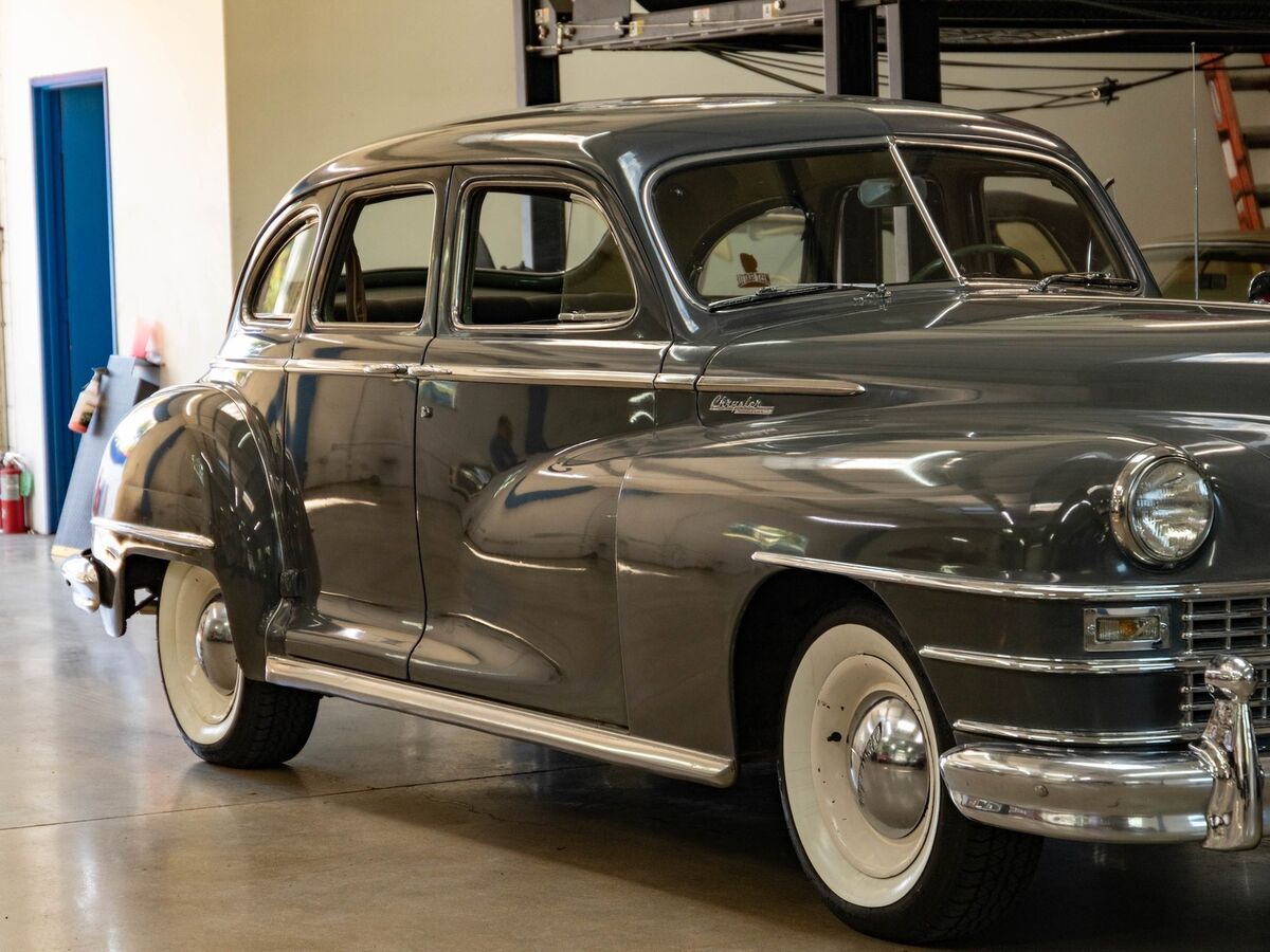 1948 Chrysler Windsor 4 Door Sedan - photo 11