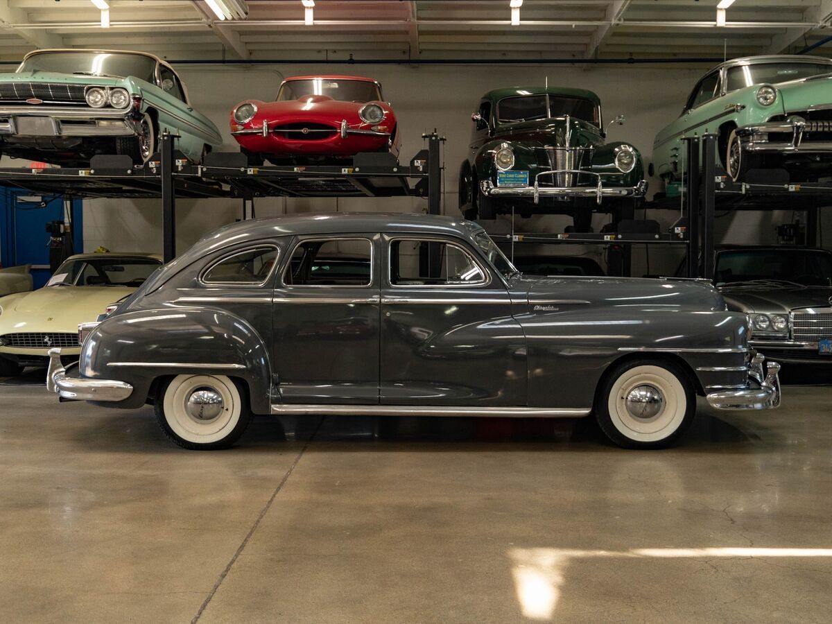 1948 Chrysler Windsor 4 Door Sedan - photo 3