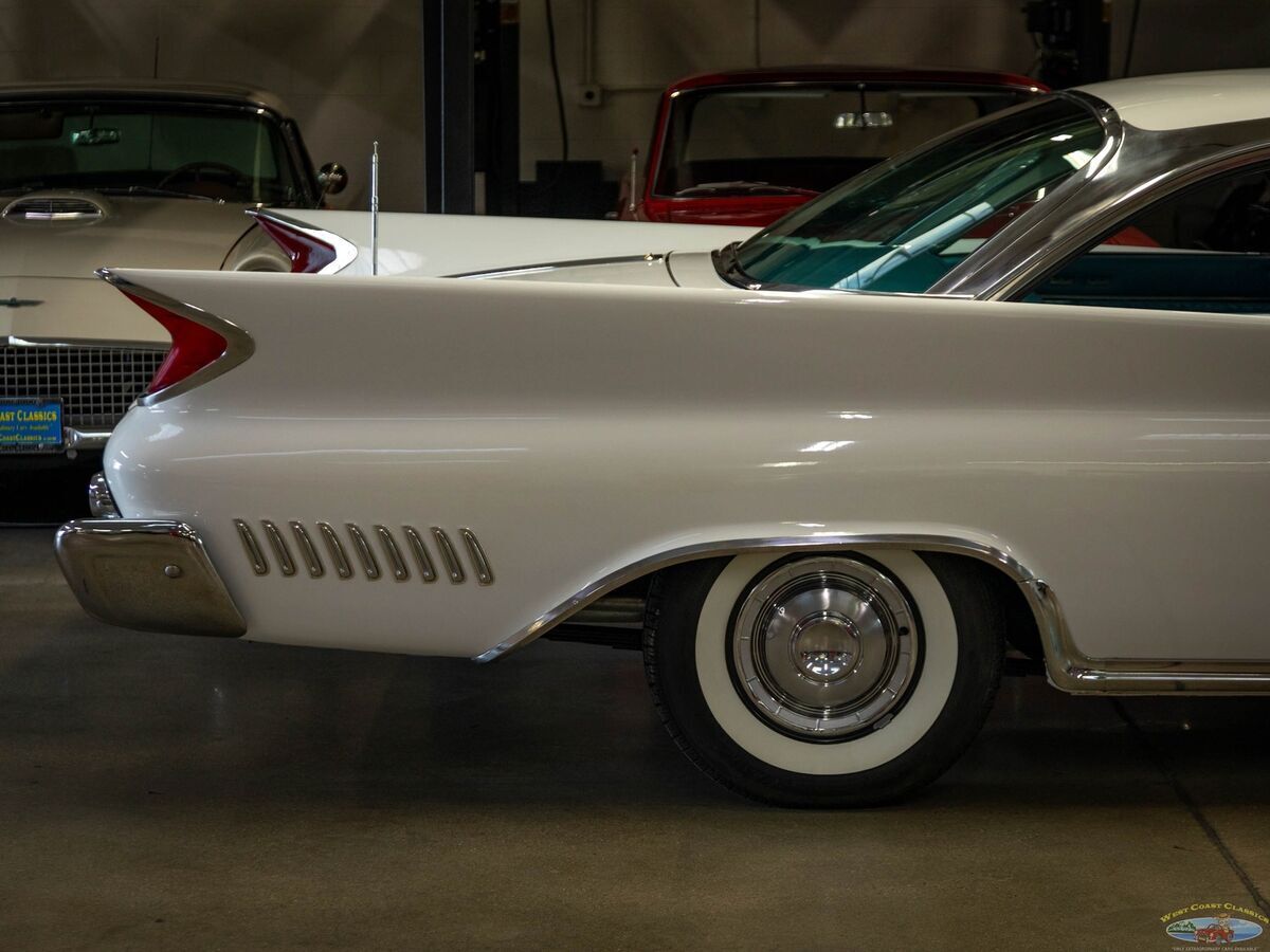 1960 Chrysler New Yorker 413 V8 2 Door Hardtop - photo 2