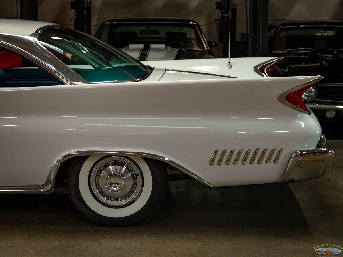 1960 Chrysler New Yorker 413 V8 2 Door Hardtop - photo 7