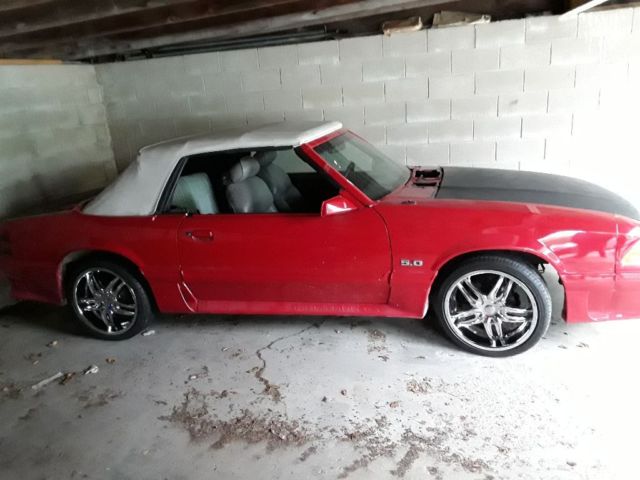 1986 Ford Mustang Gt convertable - photo 5