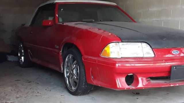 1986 Ford Mustang Gt convertable - photo 8