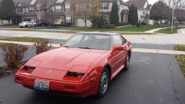 1986 Nissan 300ZX leather interior, pinstriped exterior - photo 2