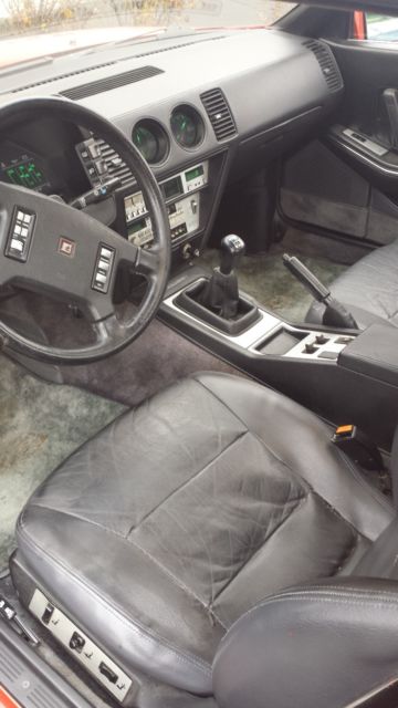 1986 Nissan 300ZX leather interior, pinstriped exterior - photo 3