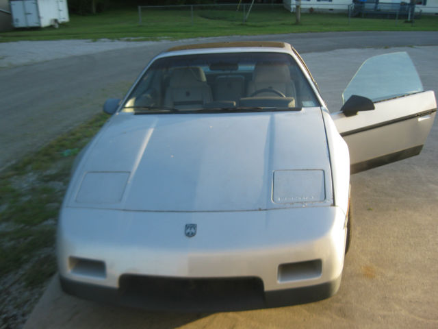 1986 Pontiac Fiero