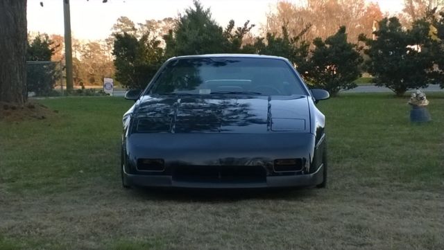 86 Pontiac Fiero 2M6 1986 Pontiac Fiero 2M6 SE