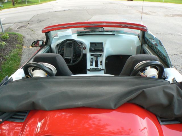 1986 Pontiac Fiero SE - photo 7