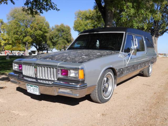 86 Pontiac Parisienne Hearse 1986 Pontiac Other Base Wagon 4-Door