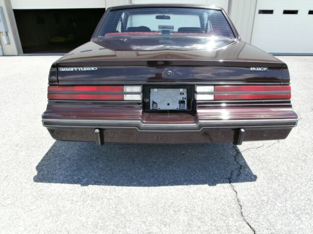 1986 Buick Regal buckets and console (cloth) - photo 5
