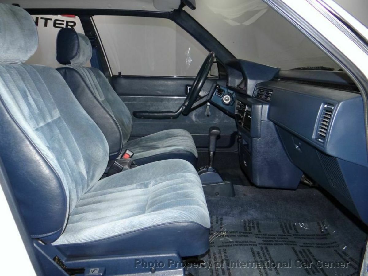 1986 Toyota Camry Deluxe - photo 10