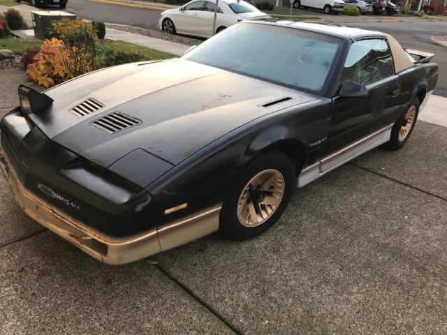 86 Trans Am 86.000 Actual Miles 1 Family Owned Since New 5.0 V8 5.Speed t tops 1986 Pontiac Trans Am Knight Rider