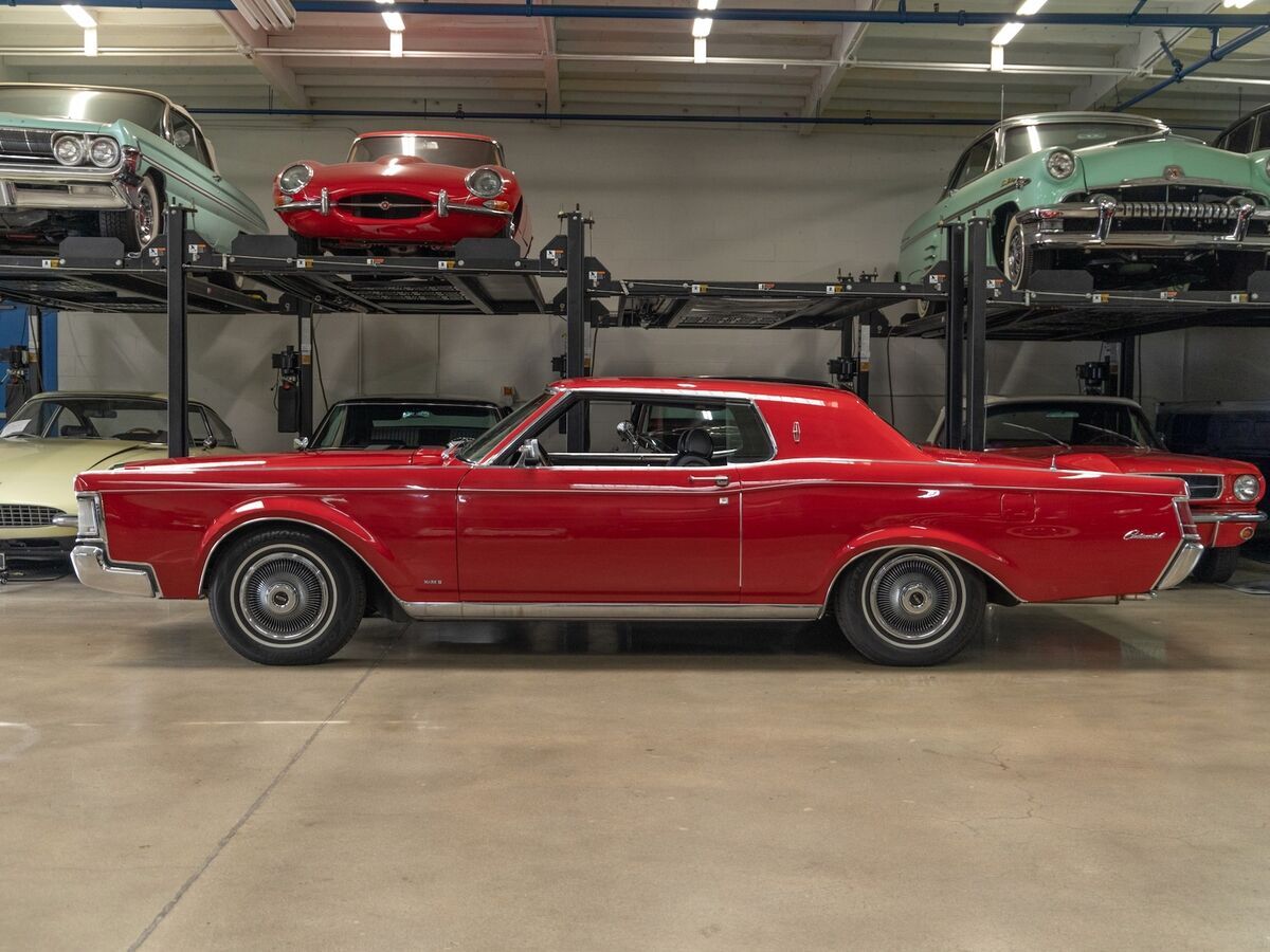 1969 Lincoln Continental Mark III 2 Door Hardtop - photo 3