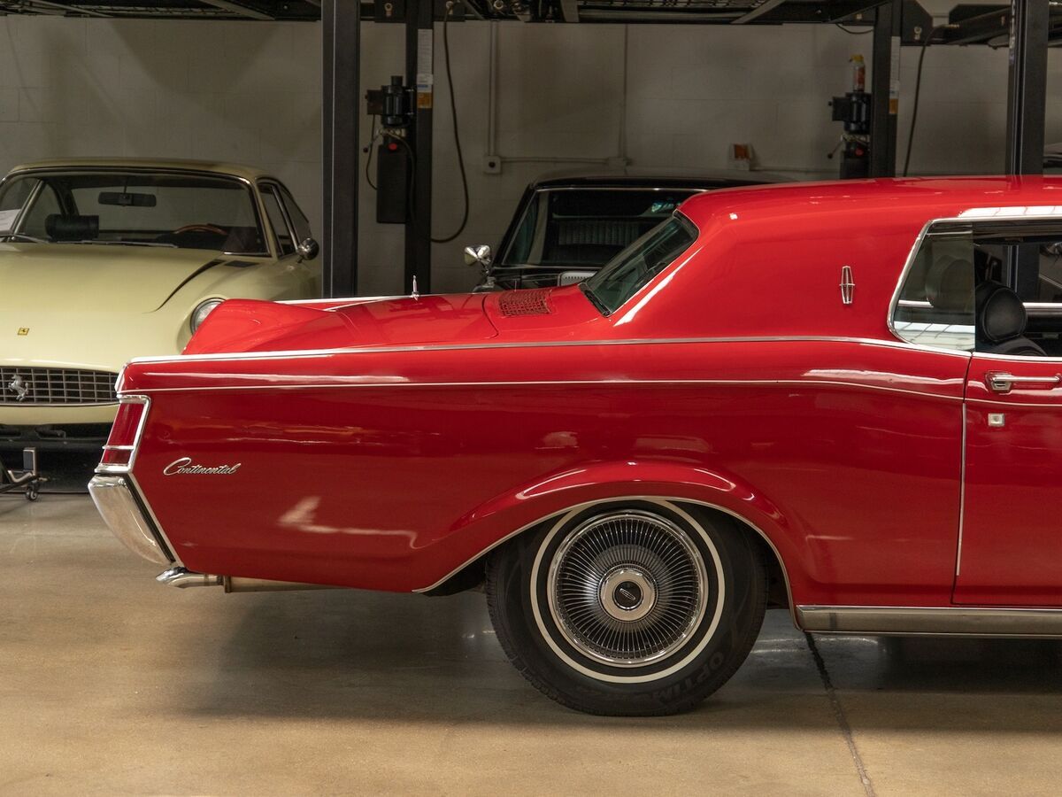1969 Lincoln Continental Mark III 2 Door Hardtop - photo 5