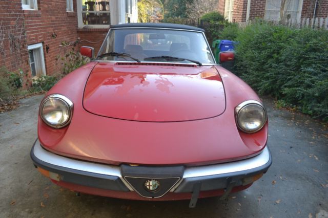 87 Alfa Romeo Spider Graduate 137K miles, runs, needs work 1987 Alfa Romeo Spider Graduate