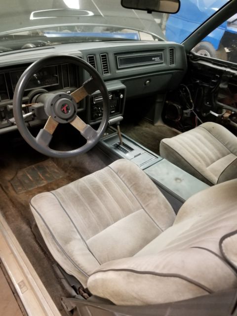 1987 Buick Grand National black - photo 5