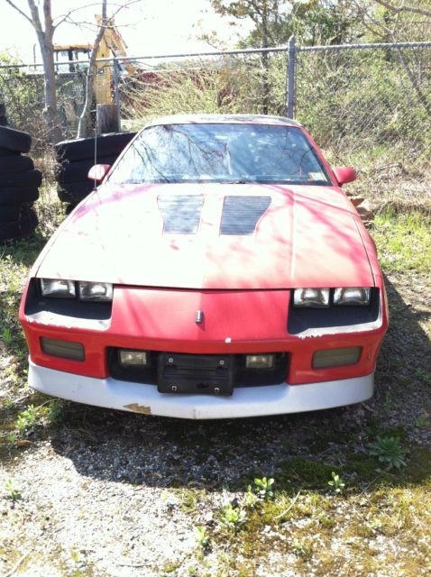 1987 Chevrolet Camaro Z28 - photo 2