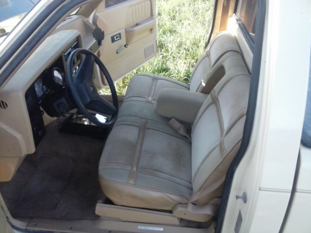 1987 Dodge Dakota base - photo 9