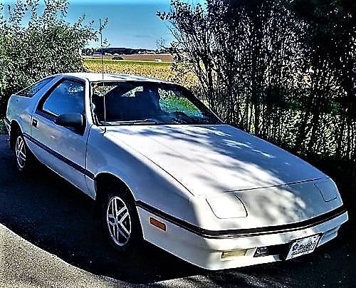 1987 Dodge Daytona ES