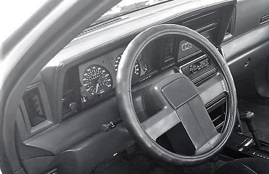 1987 Dodge Daytona ES - photo 6