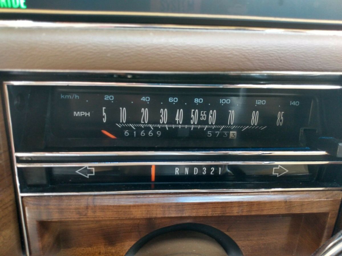 1987 Cadillac Brougham Fleetwood - photo 3