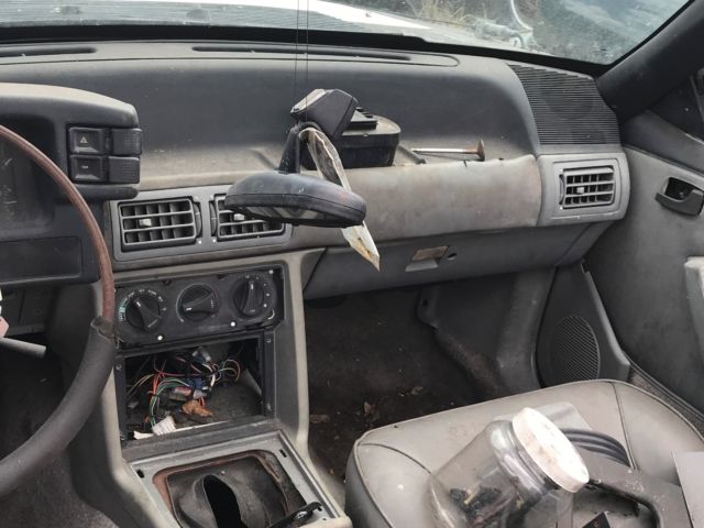 1987 Ford Mustang - photo 8