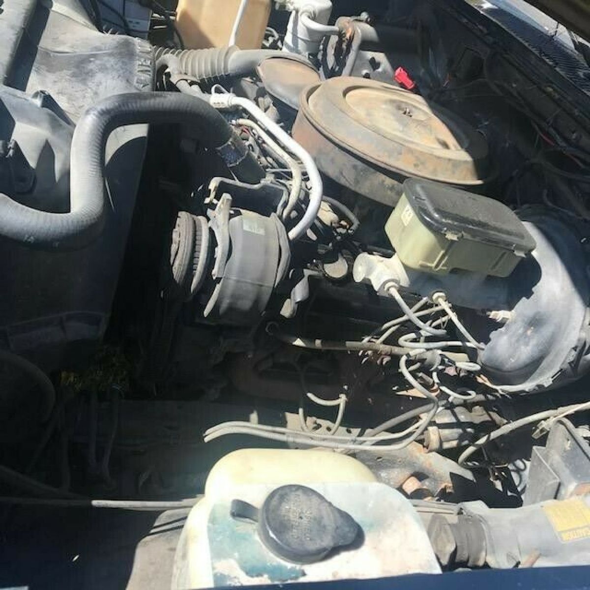 1987 GMC Sierra 1500 V1500 - photo 11