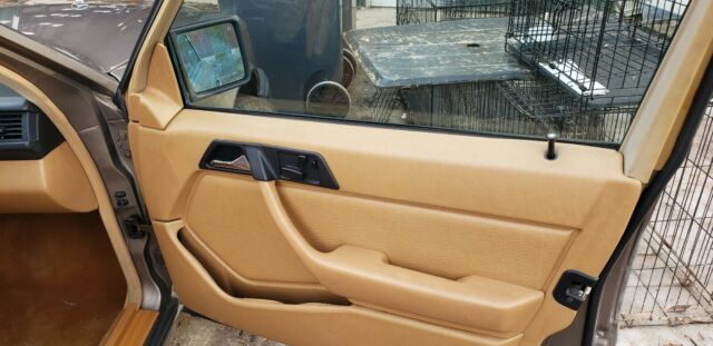 1987 Mercedes-Benz 300-Series - photo 12