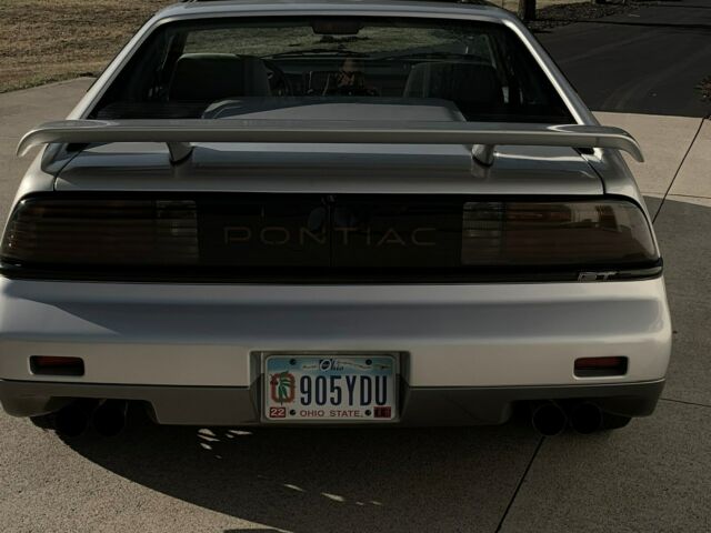 1987 Pontiac Fiero GT - photo 4