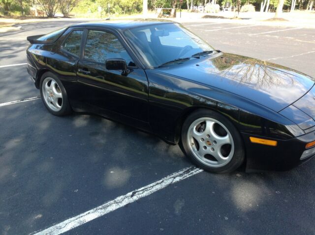1987 Porsche 944 - photo 2