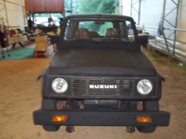 1987 Suzuki Samurai hard top