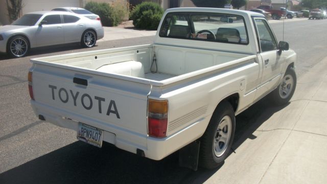 1987 Toyota Other / Hilux Faster than a speeding ticket!!! - photo 3