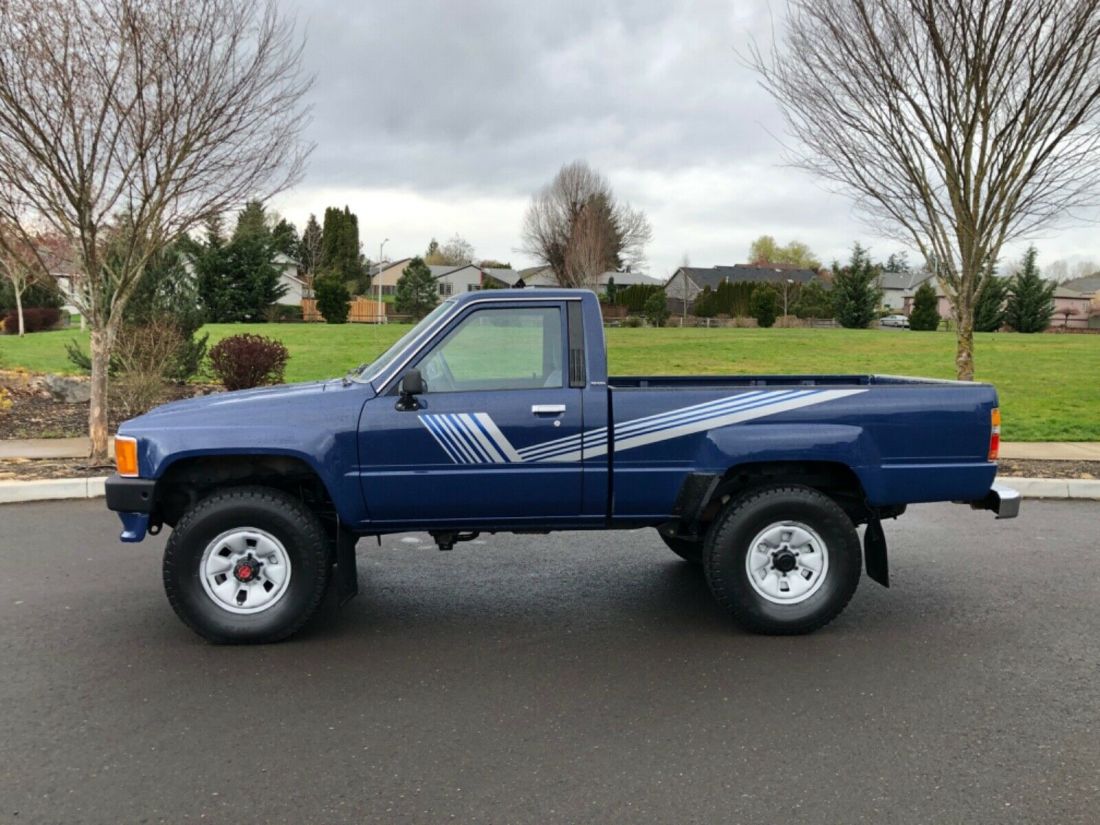 1987 Toyota Pickup RN63 STD - photo 4