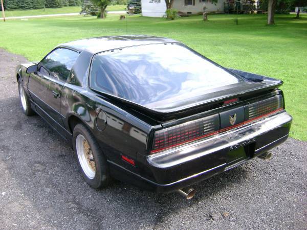 87 Trans Am GTA 5.7 with t-tops. Black on Black. Needs paint, engine has a noise 1987 Pontiac Trans Am GTA