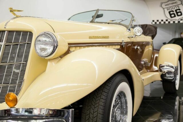 1936 Cord 876 Boattail Phaeton Replica by CCC -- - photo 10