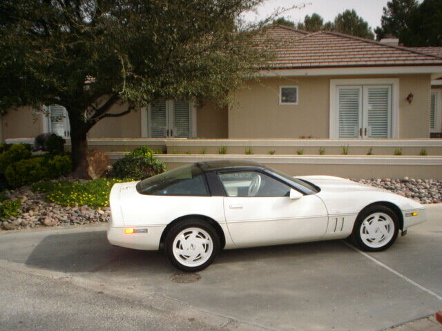 1988 Chevrolet Corvette - photo 7