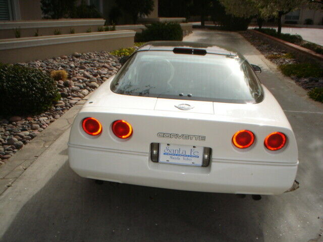 1988 Chevrolet Corvette - photo 8