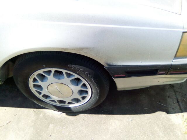 1988 Ford Thunderbird - photo 5