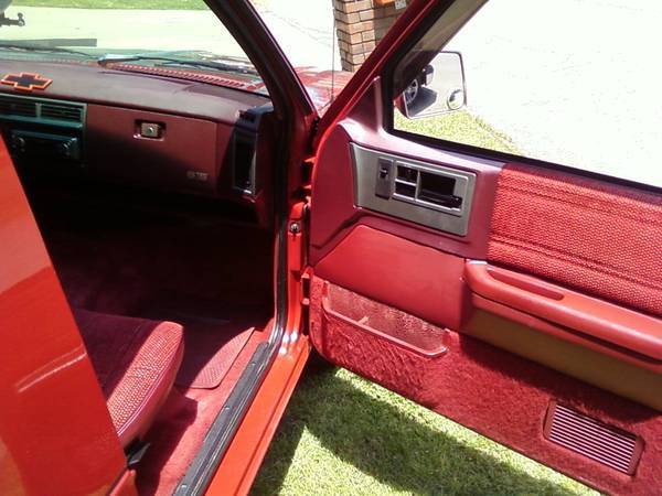 1988 GMC S-15  JIMMY 2  DOOR - photo 13