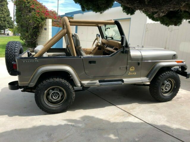 1988 Jeep Wrangler Sahara - photo 10