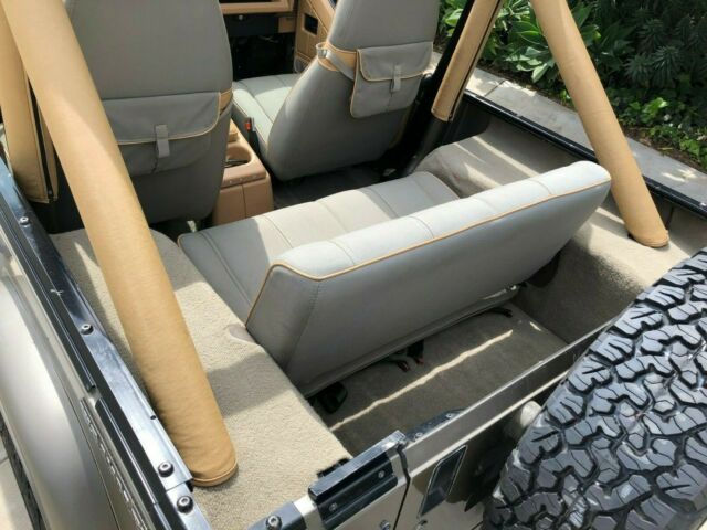 1988 Jeep Wrangler Sahara - photo 13