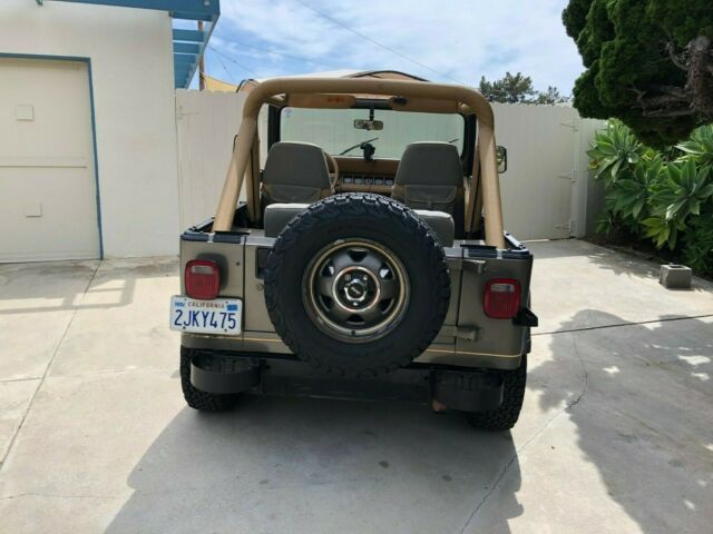 1988 Jeep Wrangler Sahara - photo 8