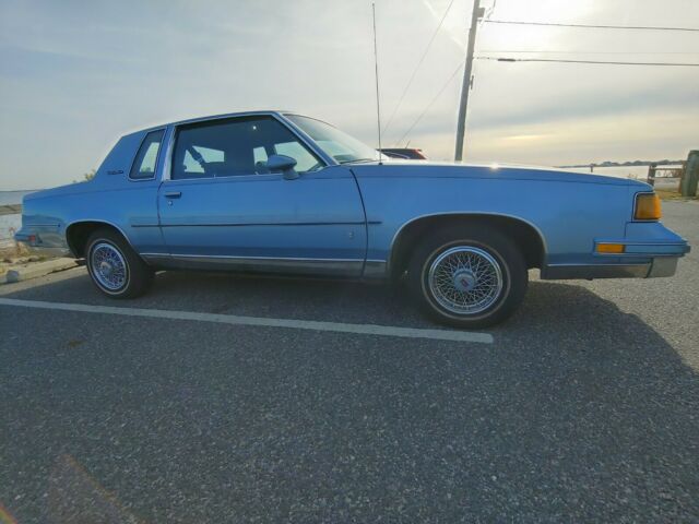 1988 Oldsmobile Cutlass Supreme - photo 8