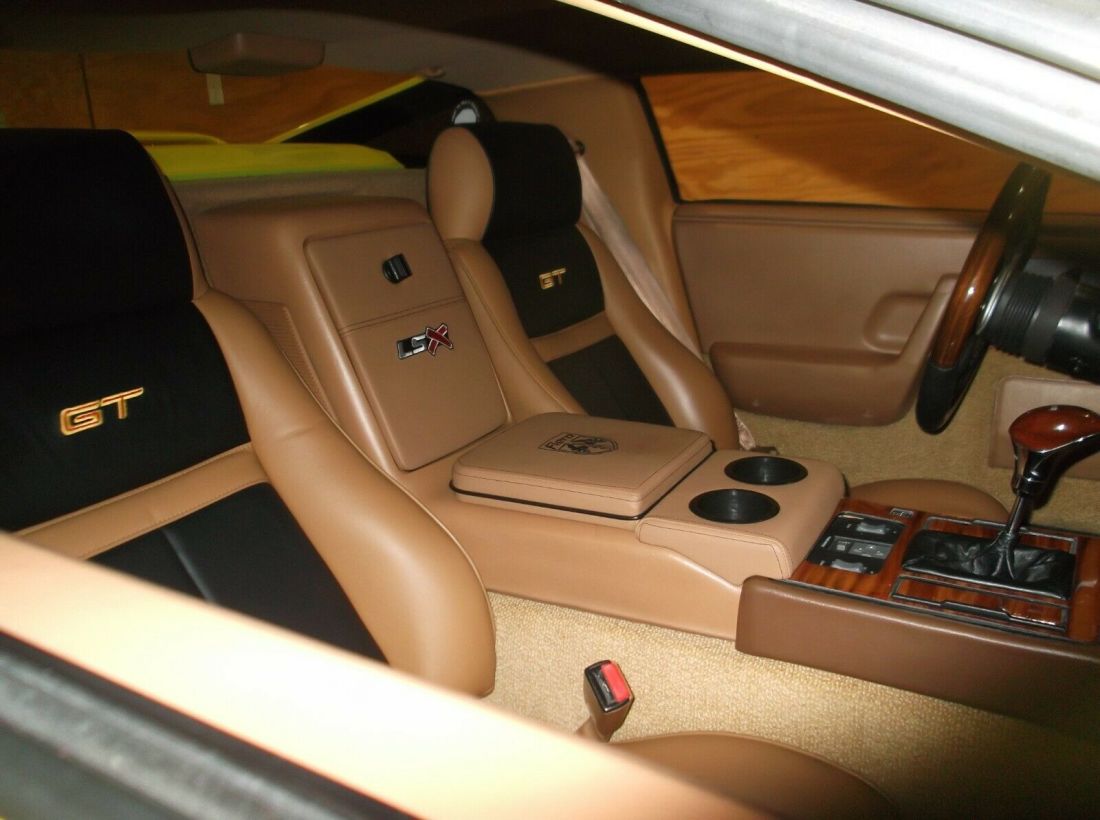 1988 Pontiac Fiero GT - photo 8