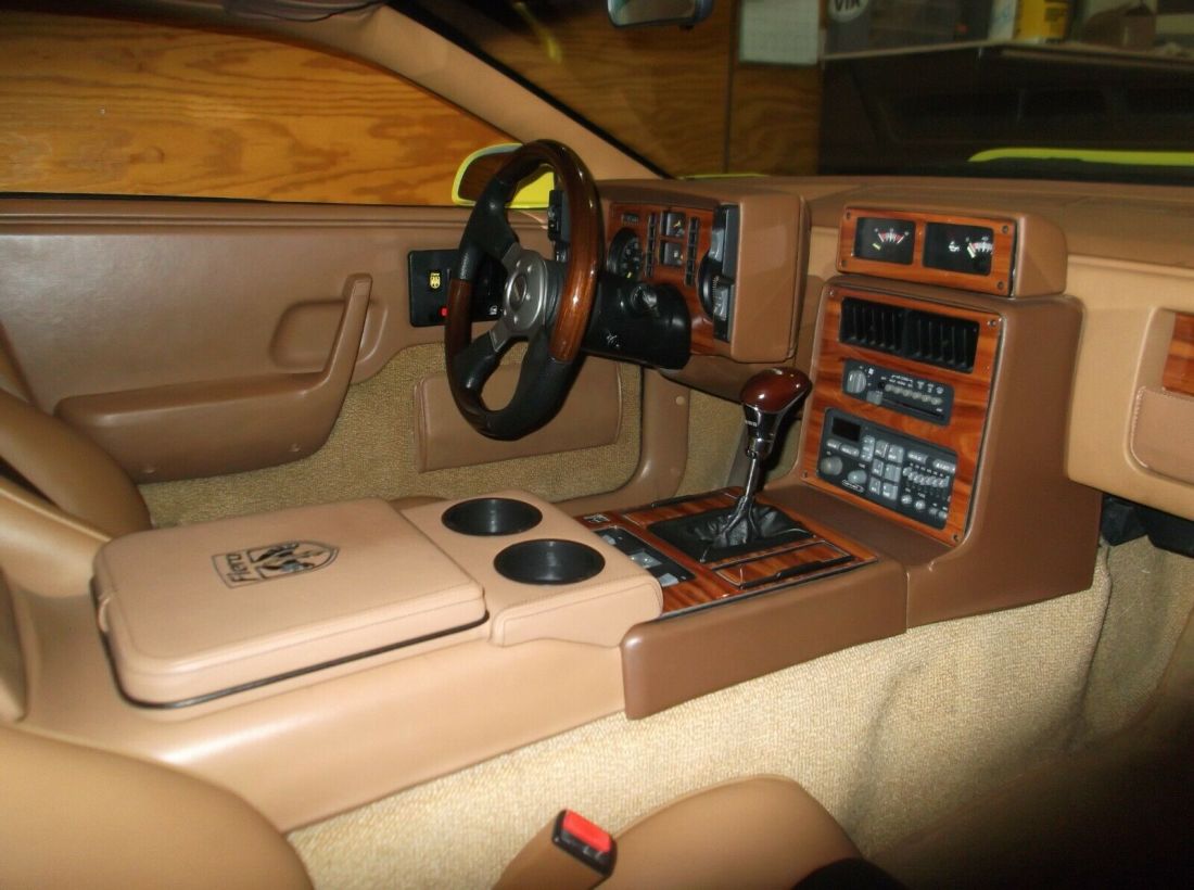 1988 Pontiac Fiero GT - photo 9