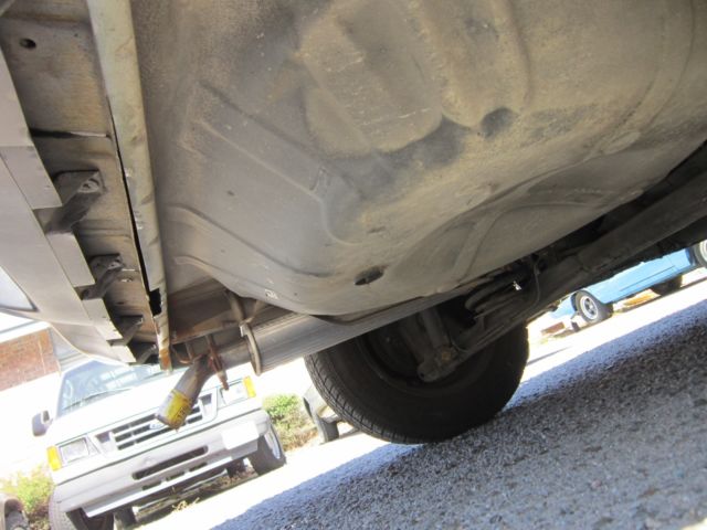 1988 Pontiac Le Mans Aerocoupe Hatchback 2-Door - photo 6