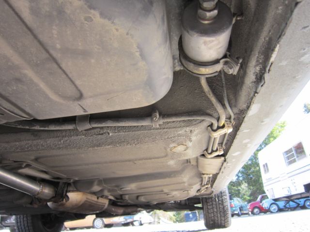 1988 Pontiac Le Mans Aerocoupe Hatchback 2-Door - photo 7