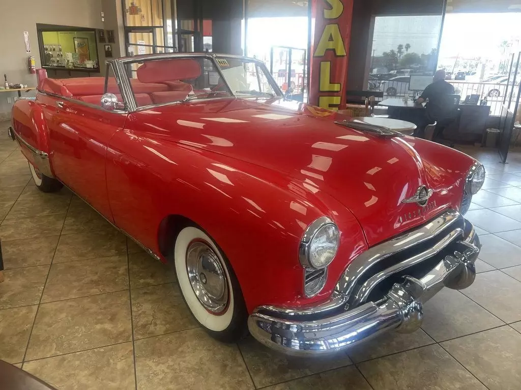 1949 OLDSMOBILE FUTURAMIC 98 - photo 2