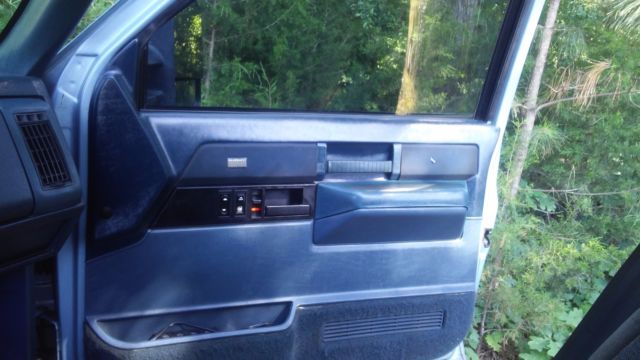 1989 Chevrolet C/K Pickup 1500 - photo 9
